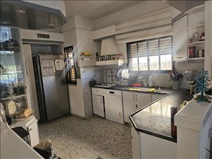 דירה להשכרה 5 חדרים בחיפה הנוטר 