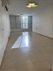 דירה להשכרה 4 חדרים בבת ים פרלשטיין  