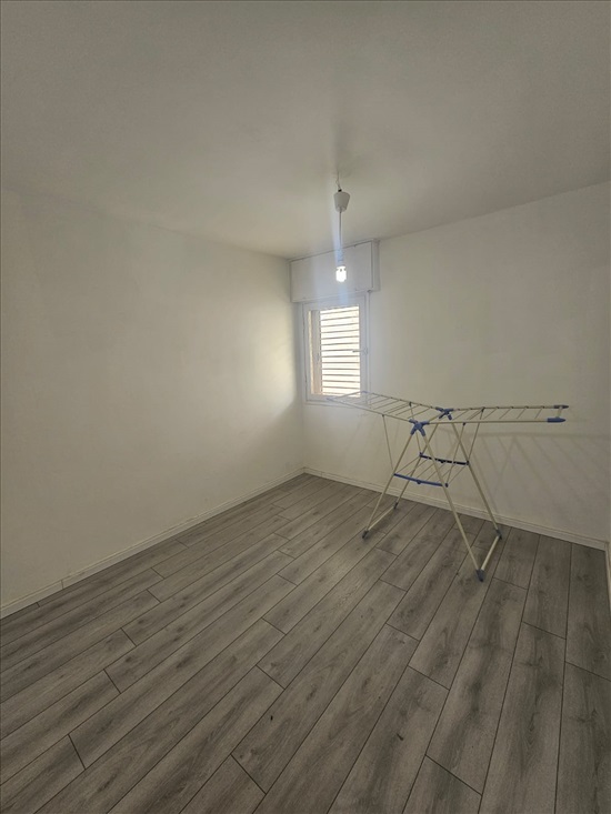 תמונה 3, דירה 3 חדרים להשכרה בחולון, רמת הגולן, קרית שרת