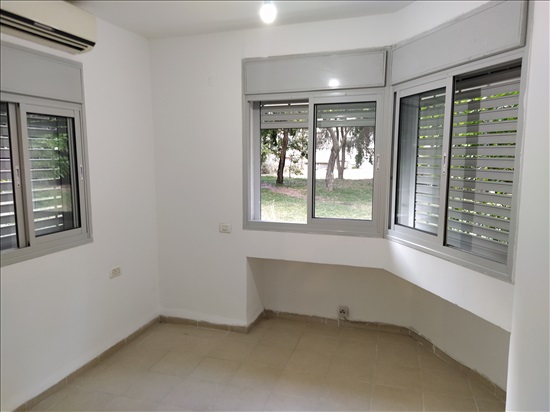תמונה 2, דירה 4 חדרים להשכרה בתל אביב יפו, בני אפרים, מעוז אביב
