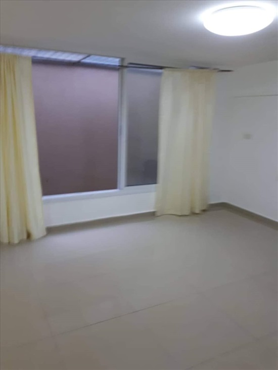 תמונה 3, יחידת דיור 3 חדרים להשכרה בראשון לציון, עזרה וביצרון, נווה ים