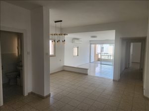 דירה להשכרה 4 חדרים בראשון לציון הסביון השומר 