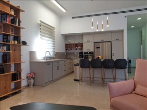 פנטהאוז להשכרה 5 חדרים בנתיבות נצר חזני 18 