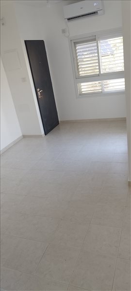 יחידת דיור, 2 חדרים, לשם, נעלה  