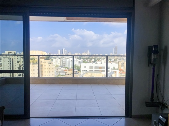 תמונה 4, דירה 5 חדרים להשכרה בחולון, גלעדי אהרון