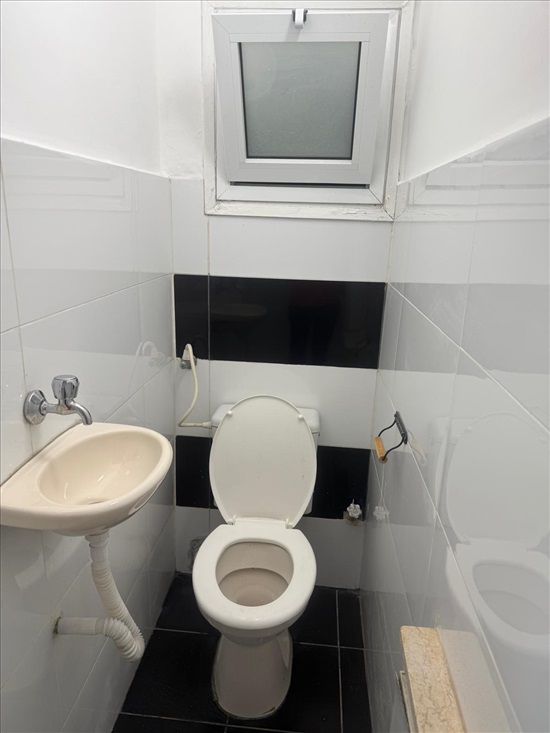 תמונה 2, דירה 2.5 חדרים להשכרה בתל אביב - יפו, ה באייר , כיכר המדינה 