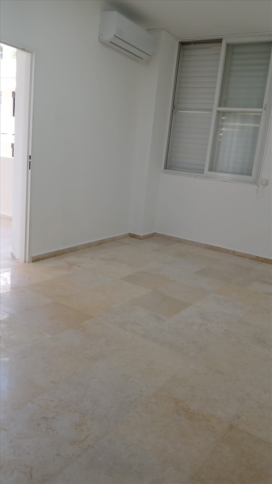 תמונה 3, דירה 2.5 חדרים להשכרה בתל אביב - יפו, ה באייר , כיכר המדינה 