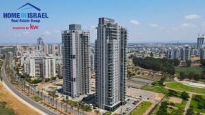 דירה להשכרה 5 חדרים בנתניה שדרות בן גוריון גלי הים 