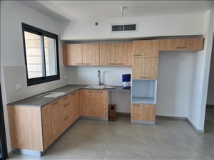 דירה להשכרה 4 חדרים בקרית אונו הרימון 