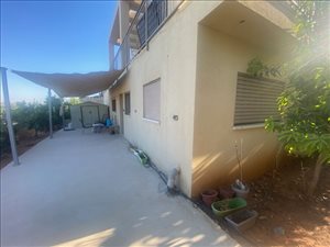 יחידת דיור להשכרה 3 חדרים במושב בקוע בקוע בקוע 