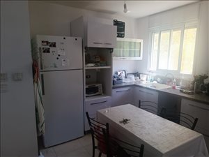 דירה להשכרה 4 חדרים בחיפה יהודה בורלא רמות רמז 