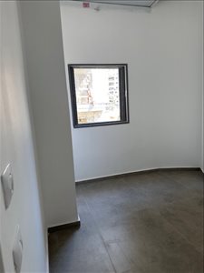 דירה להשכרה 4 חדרים בבני ברק הירקון  