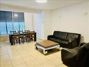 דירה להשכרה 3.5 חדרים בבת ים הרב עוזיאל 