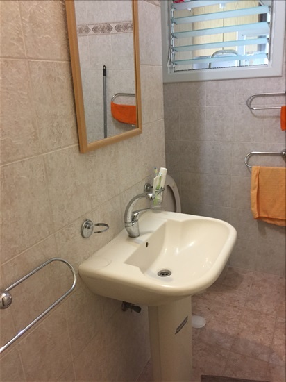 תמונה 4 ,דירה 4 חדרים להשכרה בחולון, ההסתדרות, קרית העבודה