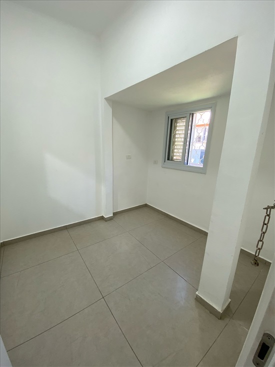 תמונה 2 ,דירת גן 3.5 חדרים להשכרה ברמת גן, הרכסים , תל יהודה