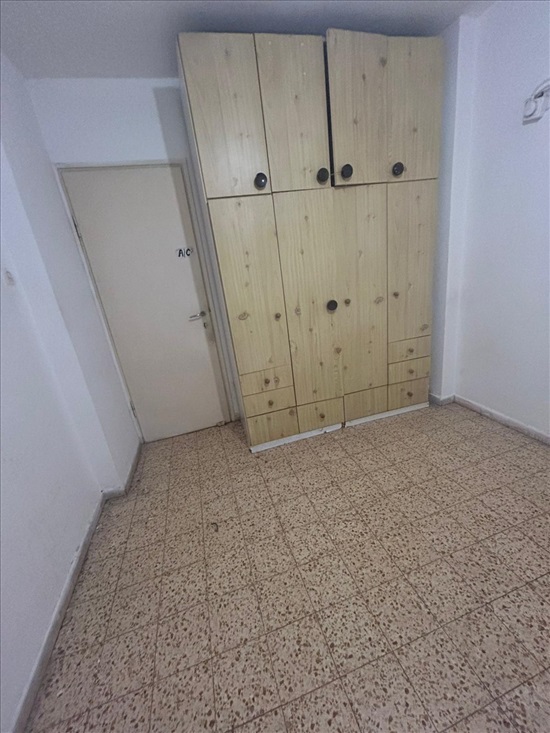 תמונה 6 ,דירה 4 חדרים להשכרה בחולון, ההסתדרות, קרית העבודה