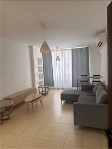 דירה להשכרה 3.5 חדרים ברעננה אחוזה 127 מרכז העיר 