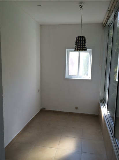 תמונה 7 ,דירה 3.5 חדרים להשכרה ברמת גן, הרצל, מרכז