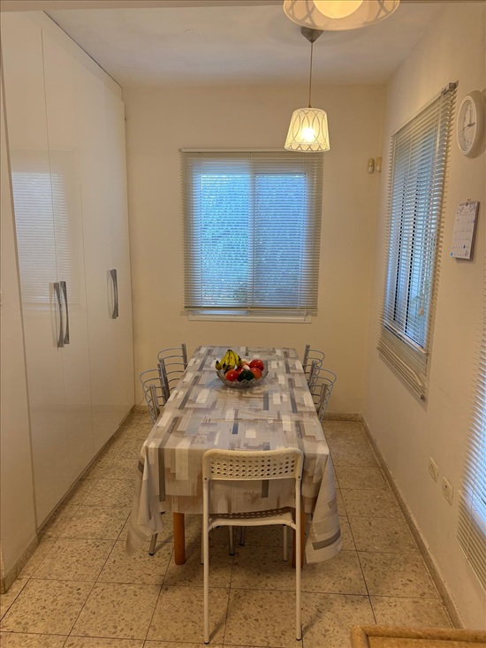 תמונה 5 ,דו משפחתי 6 חדרים להשכרה באלקנה, תפוח 4, 