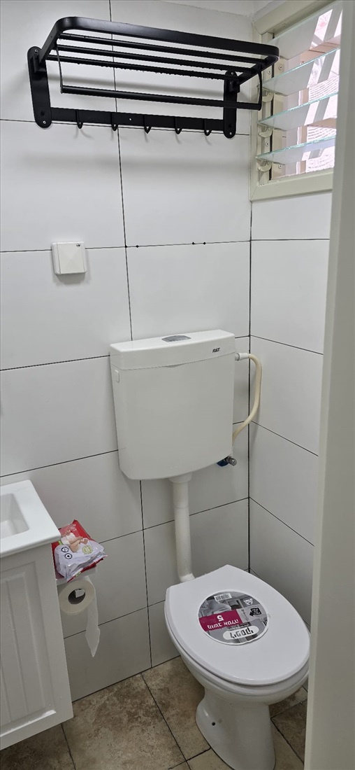 תמונה 6 ,יחידת דיור 1 חדרים להשכרה בחיפה, שרה, העיר תחתית