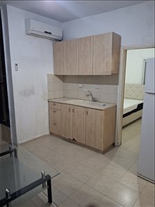 דירה להשכרה 1.5 חדרים בבת ים אבא ברדיצ'ב 