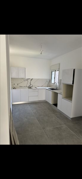 דירה להשכרה 4 חדרים בפתח תקווה משמר הירדן 6 