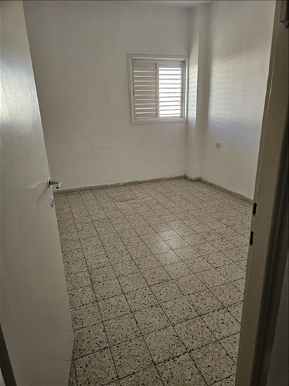 תמונה 2 ,דירה 4 חדרים להשכרה בכפר סבא, ויצמן, 