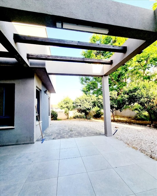 תמונה 9 ,דו משפחתי 5.5 חדרים להשכרה באבן יהודה, השיקמה, מרכז