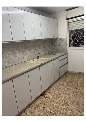 דירה להשכרה 4 חדרים בחיפה נתיב חן 