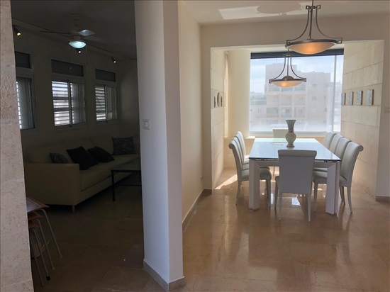 תמונה 1 ,דירה 5 חדרים להשכרה בתל אביב יפו, לוי אשכול , רמת אביב החדשה