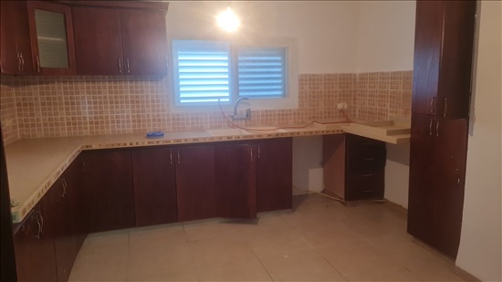 תמונה 3 ,דו משפחתי 5 חדרים להשכרה בעבדון, החיטה, 48
