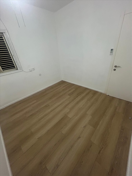 תמונה 2 ,דירה 4 חדרים להשכרה בחולון, צ׳לנוב, אגרובנק
