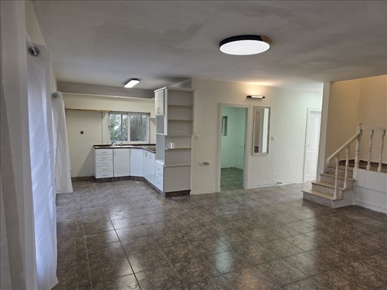 תמונה 1 ,דירת גג 3 חדרים להשכרה בירושלים, מדבר סיני 15, גבעת המבתר