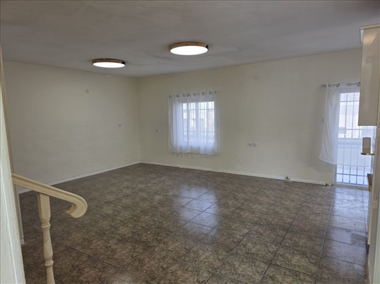 תמונה 3 ,דירת גג 3 חדרים להשכרה בירושלים, מדבר סיני 15, גבעת המבתר