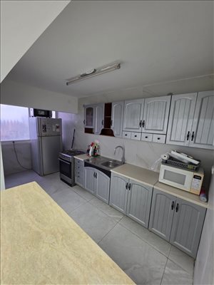 דירה להשכרה 3 חדרים בקרית אתא יצחק בן צבי קרית בנימינה 