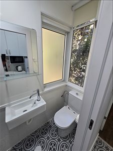 דירת סטודיו להשכרה 1 חדרים בברגיורא  27 
