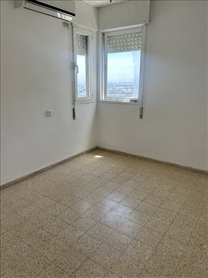 דירה להשכרה 3 חדרים בחיפה דרך יד לבנים 