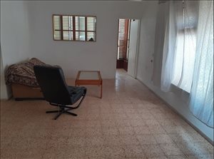 דירה להשכרה 4 חדרים בנהריה וייצמן מרכז 