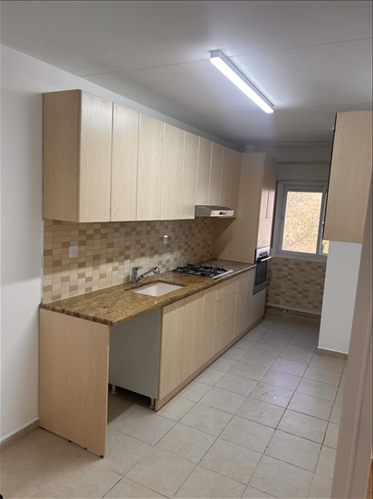 תמונה 2 ,דירה 3.5 חדרים להשכרה בХайфа, Клебанов, Неве шаанан