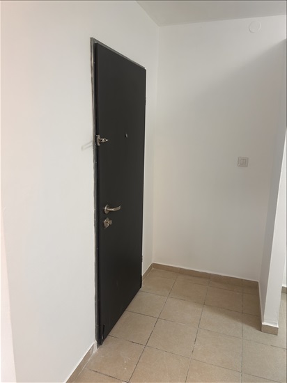 תמונה 6 ,דירה 3.5 חדרים להשכרה בХайфа, Клебанов, Неве шаанан