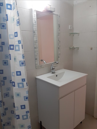 תמונה 4 ,דירה 4 חדרים להשכרה בנהריה, וייצמן, מרכז