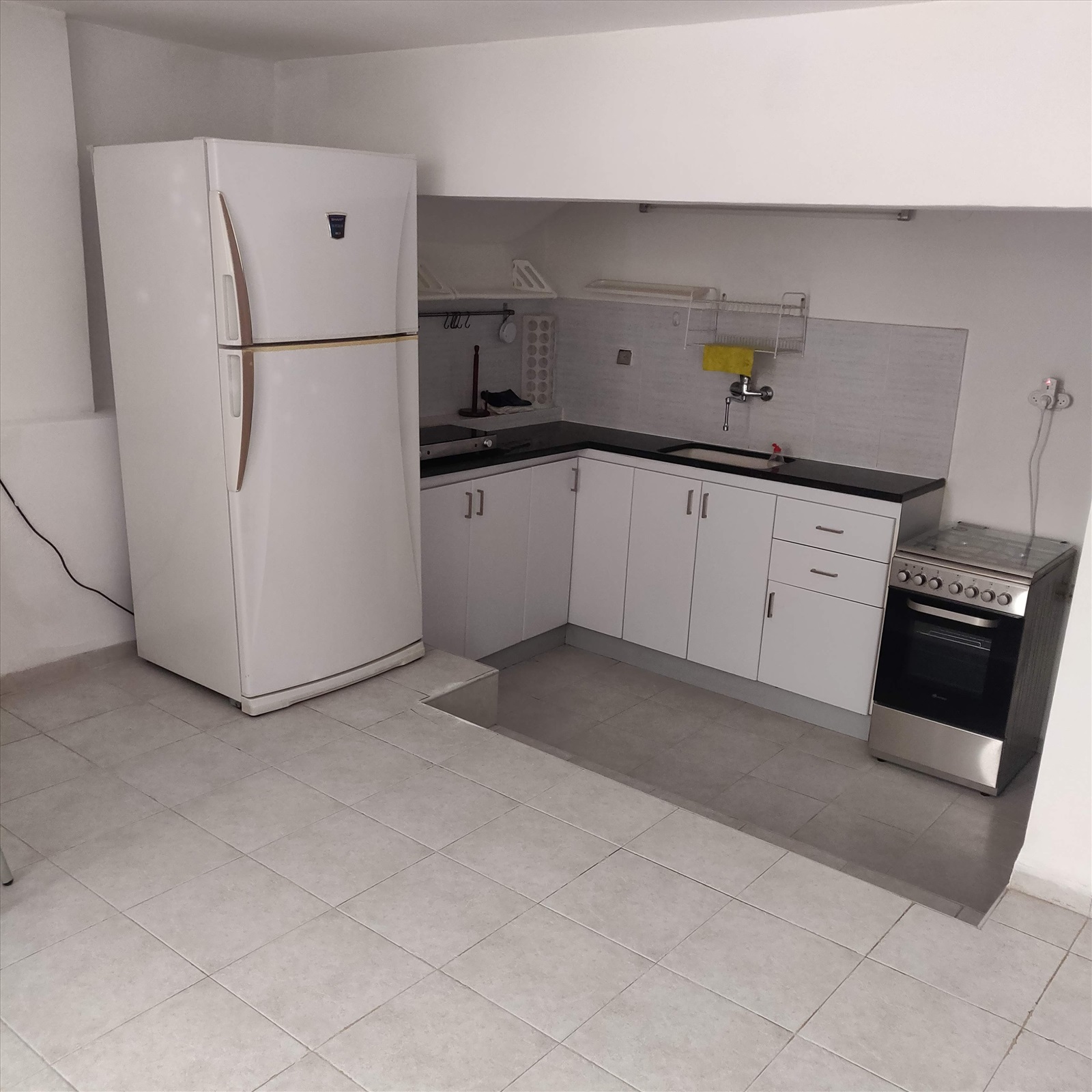 תמונה 2, יחידת דיור 2 חדרים להשכרה בכרמיאל, גמלא, הדר