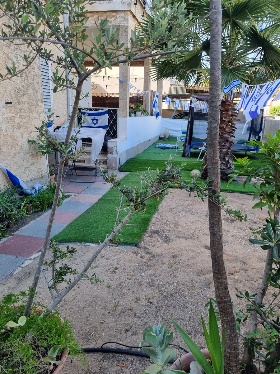 תמונה 1, דו משפחתי 4 חדרים להשכרה בקרית חיים, בילינסון, מזרחית