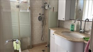 דירה להשכרה 4 חדרים בתל אביב יפו הגיבור האלמוני 
