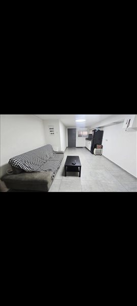 יחידת דיור, 1.5 חדרים, חטיבת יפתח, כרמיאל  