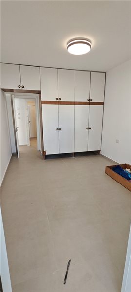 דירה להשכרה 3.5 חדרים בראשון לציון ז'בוטינסקי 27 רמז 