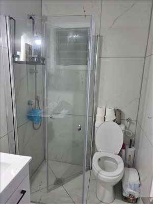 דירה להשכרה 2.5 חדרים בכפר סבא שאול המלך 