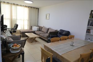 דירה להשכרה 4 חדרים בחולון ככר סטרומה ככר סטרומה 