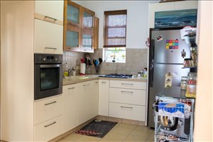 דירה להשכרה 2.5 חדרים בתל אביב יפו דרך השלום 