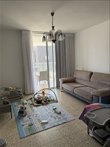 דירה להשכרה 4 חדרים בראשון לציון אברבנאל רמב``ם 